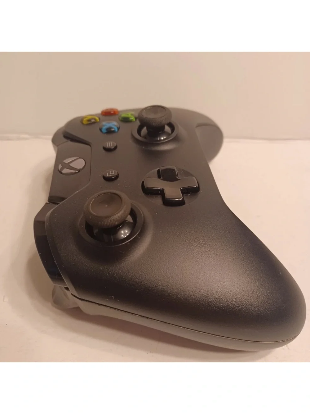 Microsoft Xbox One Wireless Controller - 1697 Model - Black